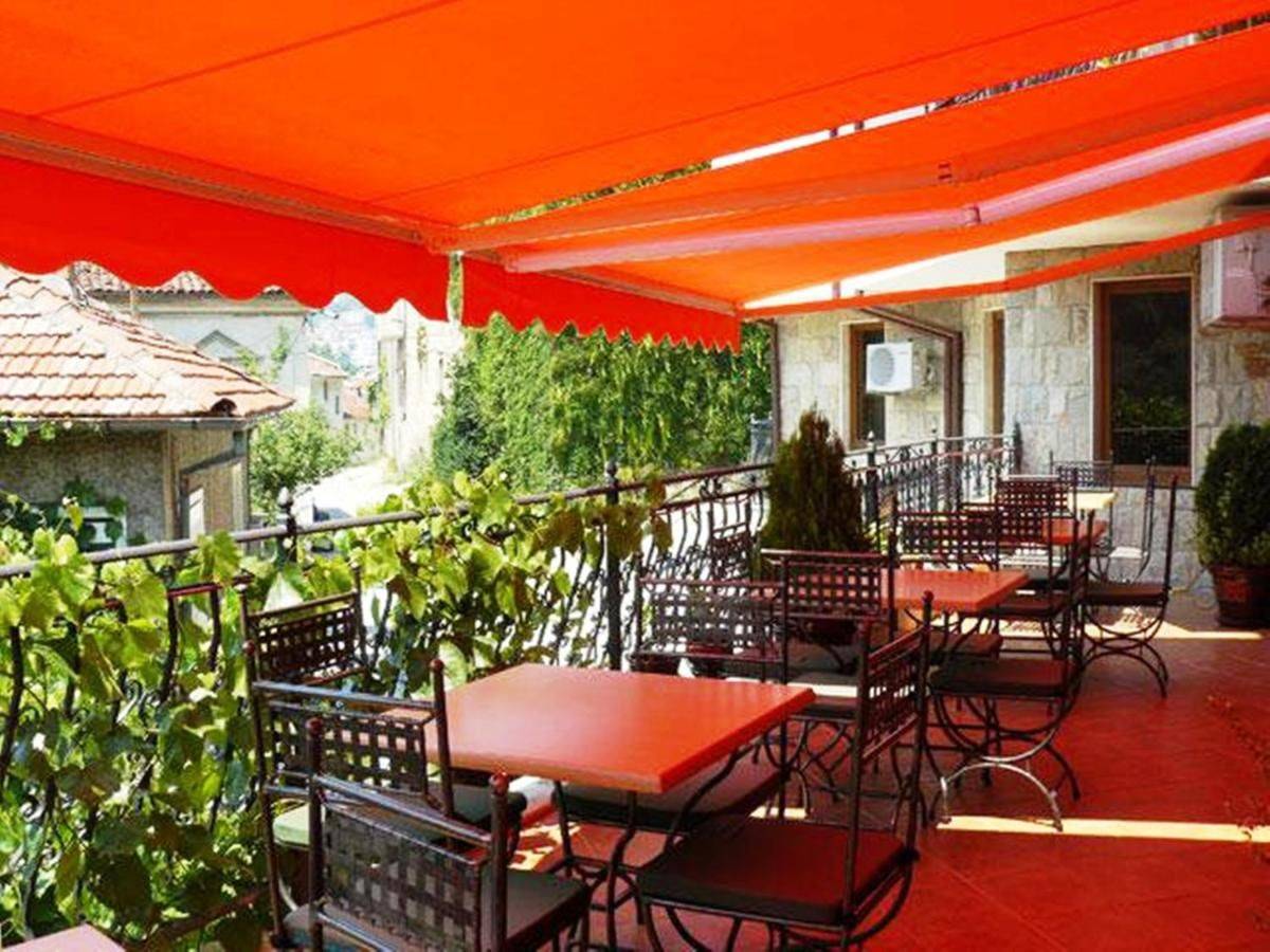 Фото Отели Family Hotel Silvestar Велико-Тырново 17